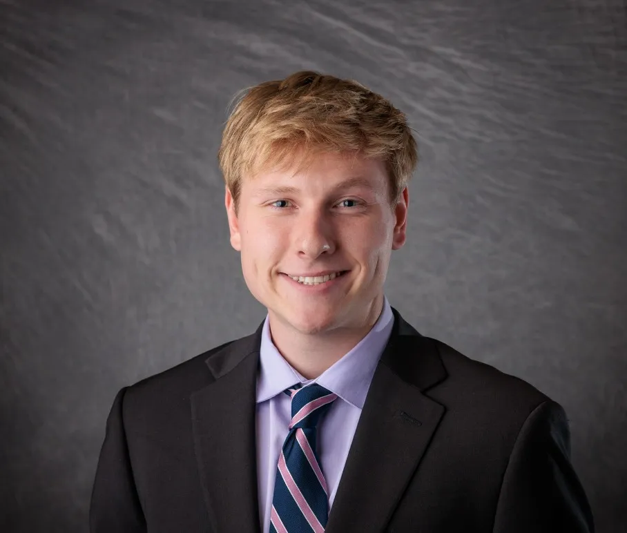 Headshot of Kyle McGreevy
