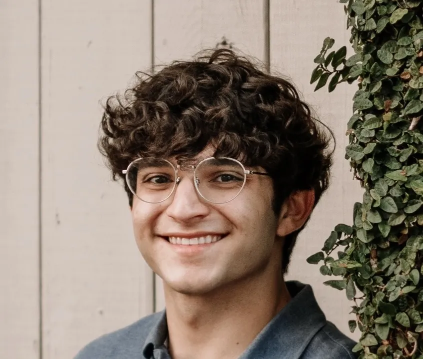 Headshot of Tommy Mikhael